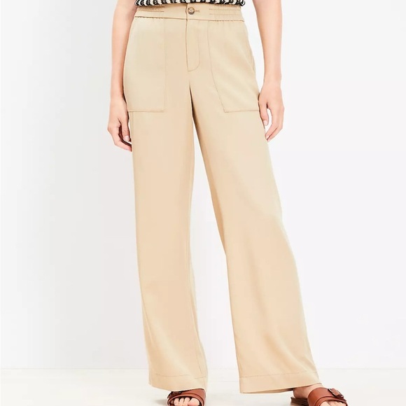 BANANA REPUBLIC THE EVERYDAY PATCH POCKET WIDE LEG PANTS SIZE M - Picture 1 of 4